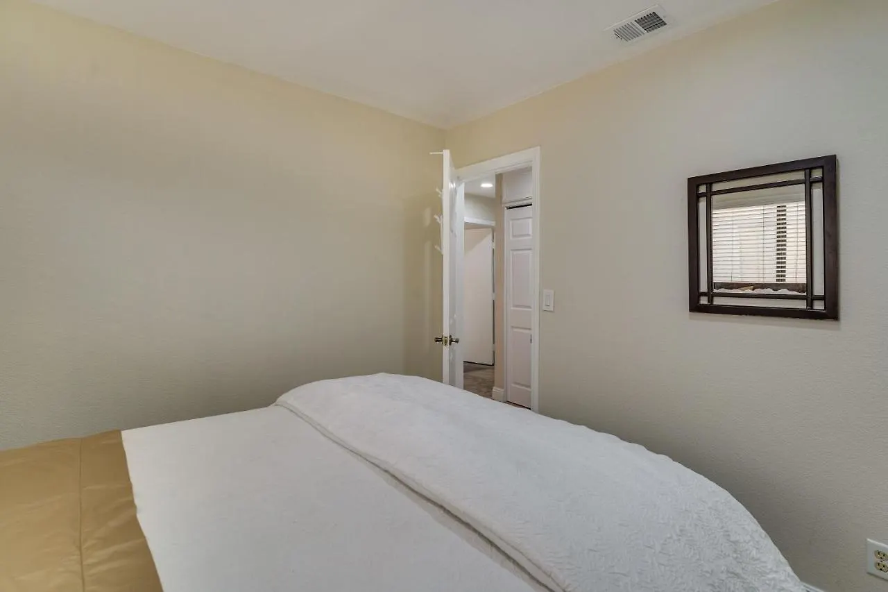 Holiday home Las Vegas Vacation Rental With Pool - Pet Friendly!